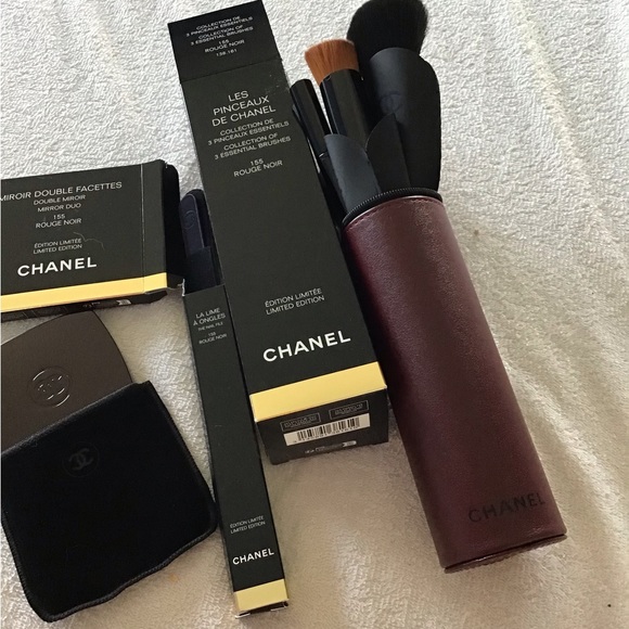 Chanel Code Couleur Rouge Noir Set of 3 brush + mirror + nail file in Chanel box - Picture 2 of 2
